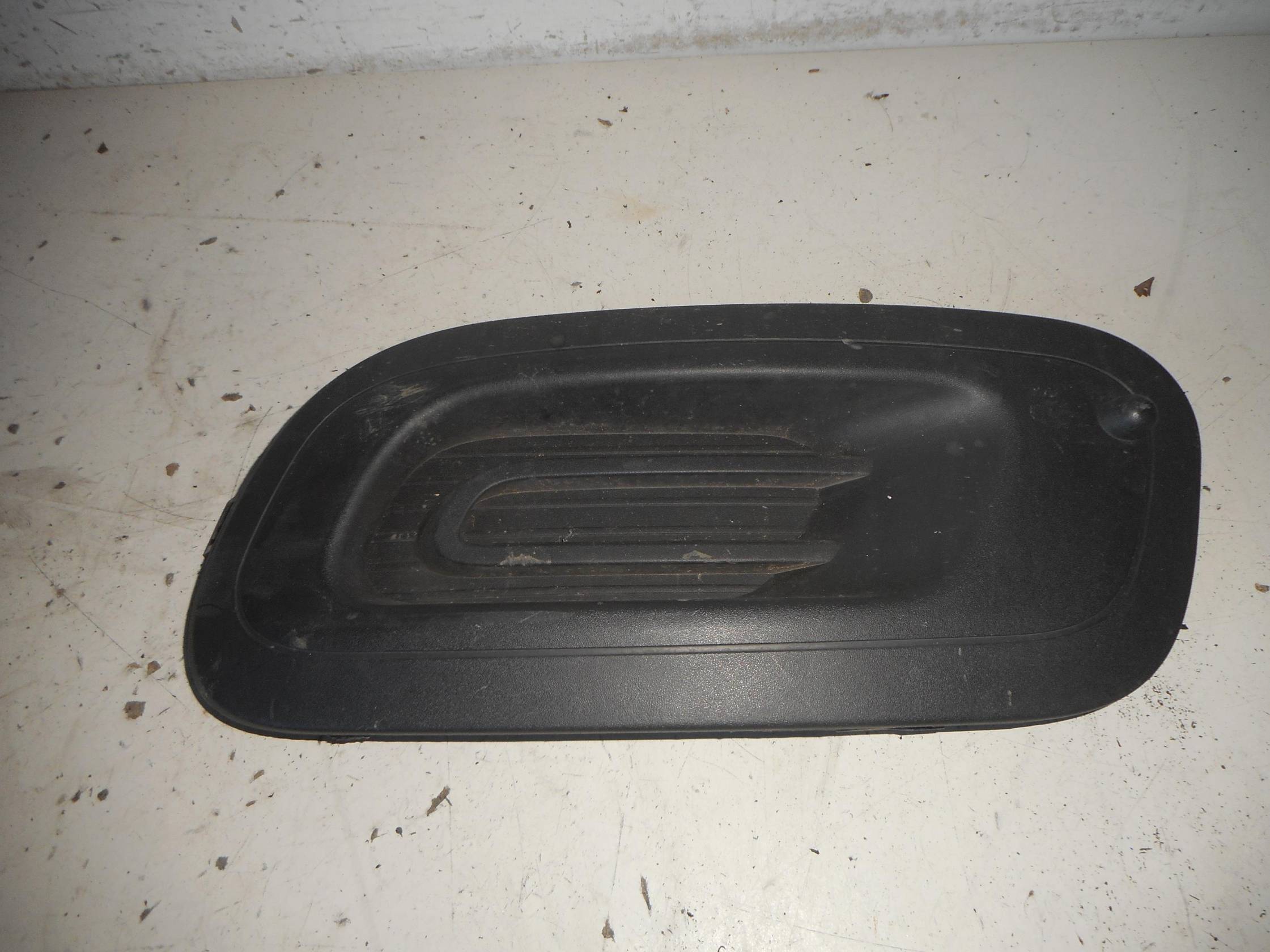 Griglia lat. paraurti ant.